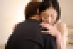 浮気の螺旋階段!隣の美魔女のイケない秘密 保坂友利子