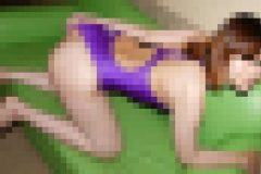新妻の美乳を包む競泳水着　小林ときこ