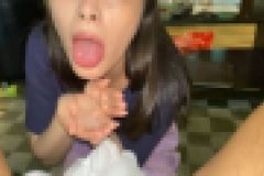 【フェラ抜き大好き美女！】そんなにザーメンが欲しいならお口に注いであげましょう！　愛人32