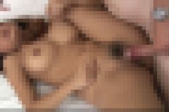 柔らかそうな巨乳のタイ人少女バニーは、チンコが大好きで、それを見せてくれる。　バニー